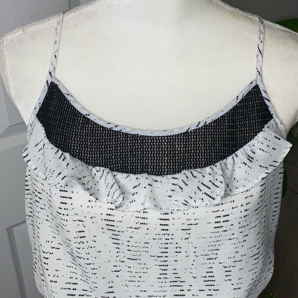 BCBGeneration Black/White/Seafoam Racer Back With Mesh Pocketed Dress Size M - Picture 5 of 10